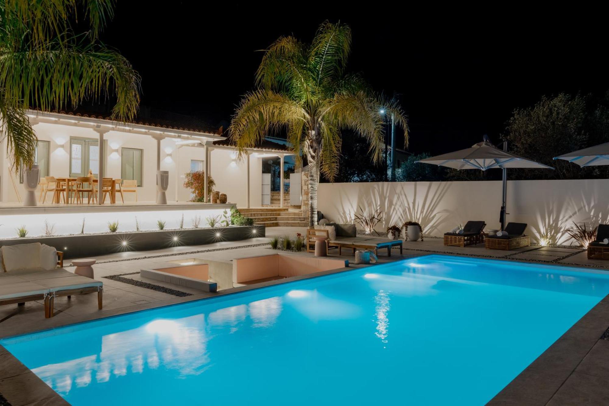 Nafplio Blue Topaz Poolside Villa Exterior foto